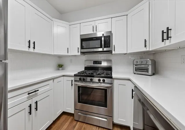 Homes for sale in Hull, MA | 26 School St #210, Hull, MA 02045 | MLS# 73547091