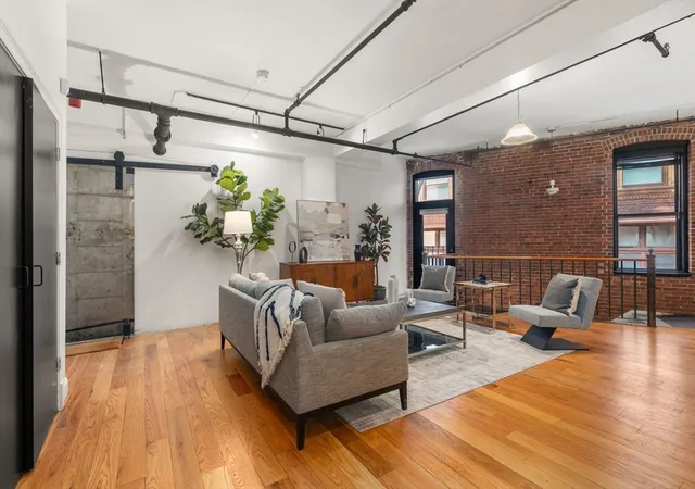 Homes for sale in Boston, MA | 13-19 Stanhope St, Boston, MA 02116