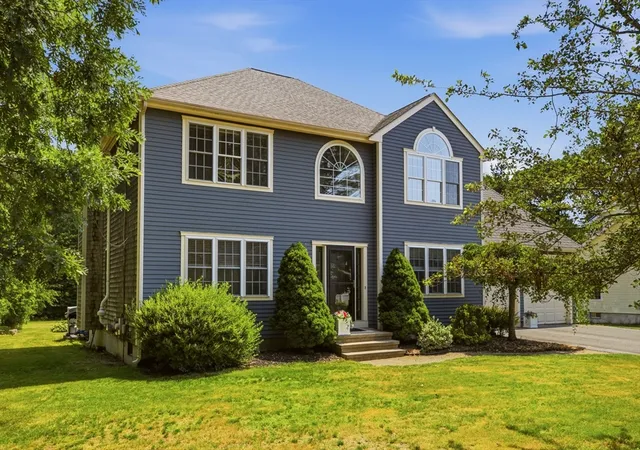 Homes for sale in Dartmouth, MA | 36 S Brown St, Dartmouth, MA 02747 | MLS# 73544100