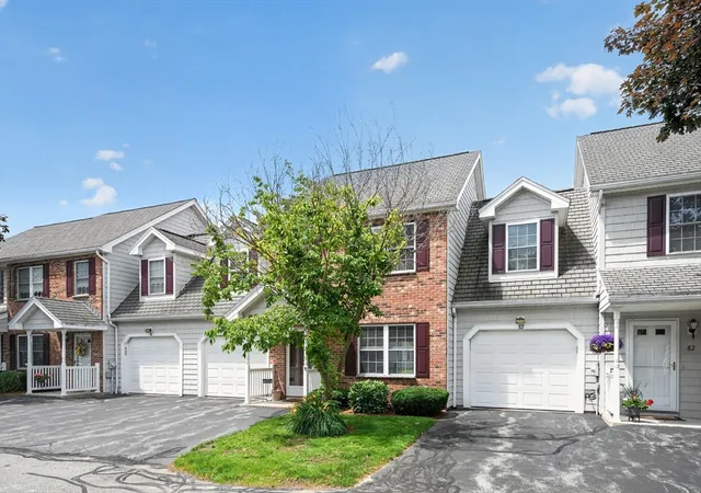 3rd image of 78 Fairway Dr #102, Tewksbury, MA 01876 | MLS# 73540854