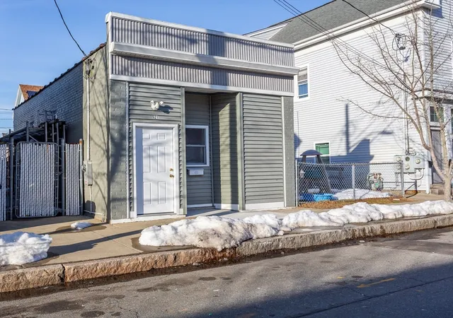1st image of 521 Kempton St, New Bedford, MA 02740 | MLS# 73565650