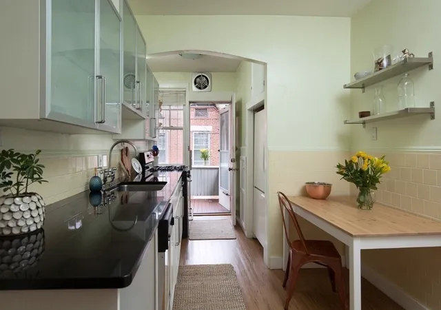 4th image of 15 Braemore Rd, Boston, MA 02135