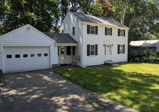 Homes for sale in Hingham, MA | 20 Colonial Road, Hingham, MA 02043 | MLS# 73547370