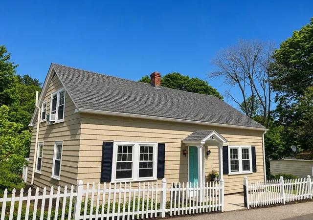 Homes for sale in Leicester, MA | 12 Denny Pl, Leicester, MA 01542 | MLS# 73533271