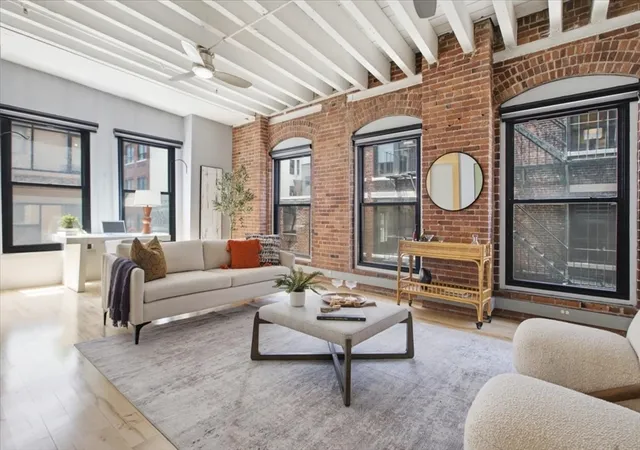 2nd image of 111 Bch St, Boston, MA 02111