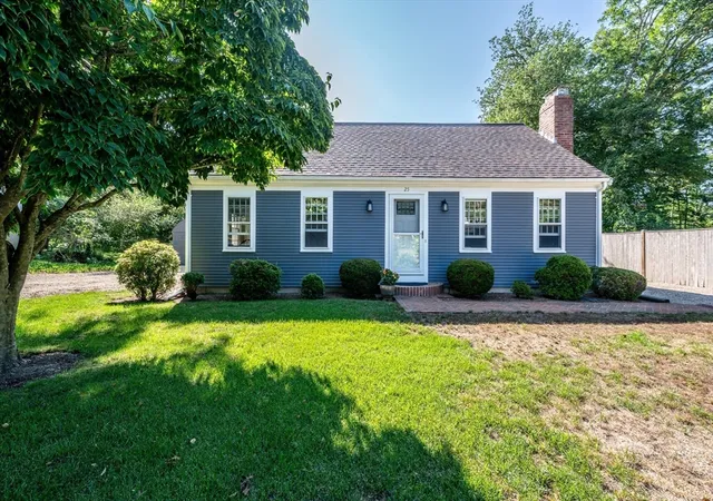 Photo 3 of Single family home for sale at 25 Bakers Dr, Harwich, MA 02645 | MLS# 73555695 | Listing updated on 2026-09-26