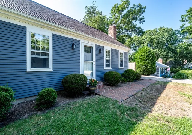 Photo 3 of Single family home for sale at 25 Bakers Dr, Harwich, MA 02645 | MLS# 73555695 | Listing updated on 2026-09-26