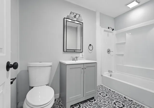 4th image of 53 Orchard St, Pittsfield, MA 01201 | MLS# 73554619