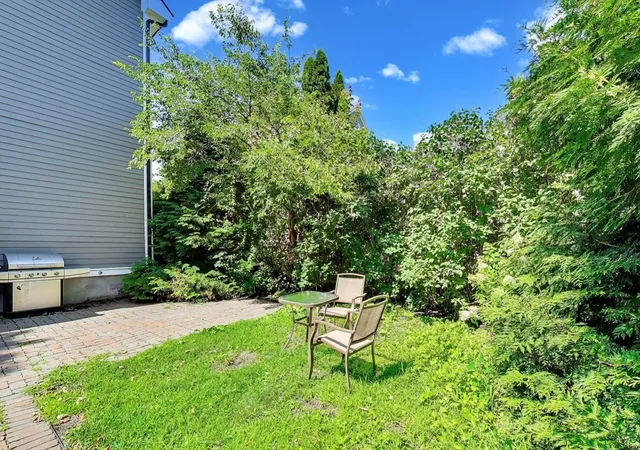 2nd image of 11 Preston Rd, Somerville, MA 02143