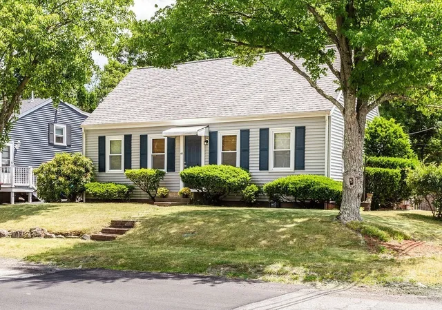 Homes for sale in Brockton, MA | 40 Sycamore St, Brockton, MA 02301 | MLS# 73540355