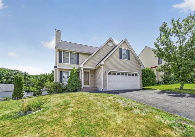 2nd image of 199 Heathrow, Manchester, NH 03104 | MLS# 73550653