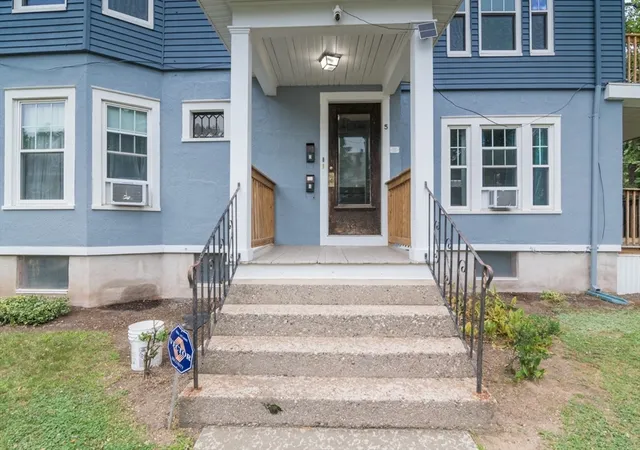 2nd image of 5 Rupert St, Springfield, MA 01108 | MLS# 73554589