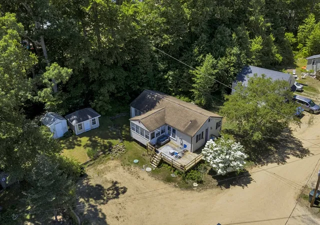 Homes for sale in Holland, MA | 6 Roberts Park Rd, Holland, MA 01521 | MLS# 73539462