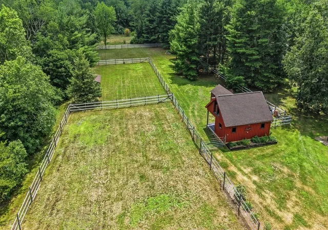 Homes for sale in Lancaster, MA | 1394 Main St, Lancaster, MA 01523 | MLS# 73549286