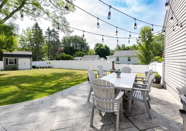 4th image of 43 Saddle Dr, Bridgewater, MA 02324 | MLS# 73550699