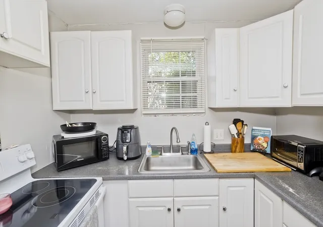 Photo 3 of Condo for sale at 1304 Elm St #1B, West Springfield, MA 01089 | MLS# 73558041 | Listing updated on 2026-08-17