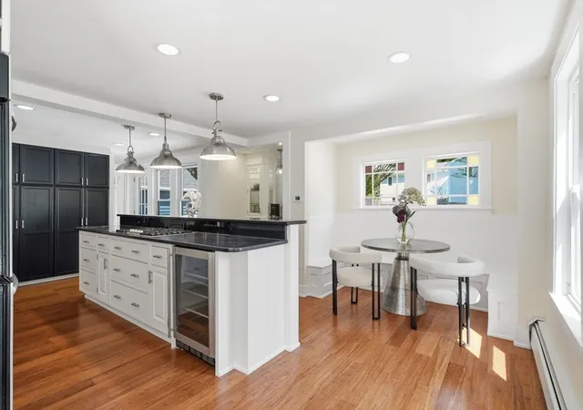 5th image of 8 Pemberton Rd, Wayland, MA 01778 | MLS# 73550692