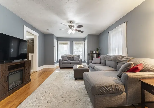 5th image of 7 Terrace Pl, Fitchburg, MA 01420 | MLS# 73546599