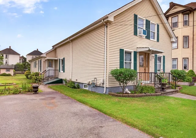 2nd image of 31 Oregon St, Fall River, MA 02720 | MLS# 73550718