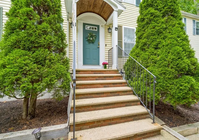 2nd image of 45 Braeburn Rd, Hyde Park, MA 02136 | MLS# 73557029