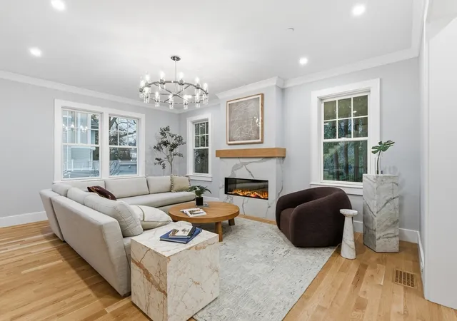 2nd image of 32 Edgewood Road #1, Lexington, MA 02420 | MLS# 73462656
