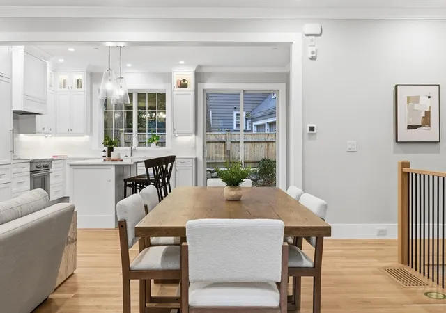 5th image of 32 Edgewood Rd, Lexington, MA 02420