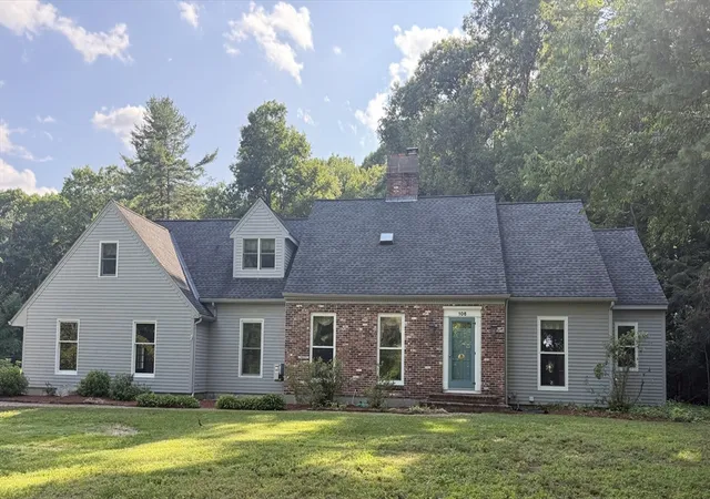 Homes for sale in Holden, MA | 106 Newell Road, Holden, MA 01520 | MLS# 73546830