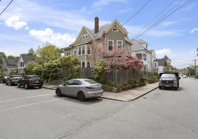 1st image of 60 Market St, Brockton, MA 02301 | MLS# 73531968