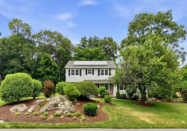 Homes for sale in Burlington, MA | 9 Sparhawk Dr, Burlington, MA 01803 | MLS# 73536721
