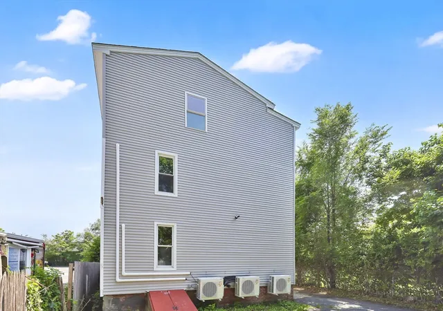 Homes for sale in Springfield, MA | 600 Union St, Springfield, MA 01109 | MLS# 73543373