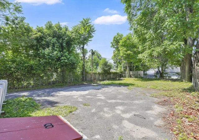 Homes for sale in Springfield, MA | 600 Union St, Springfield, MA 01109 | MLS# 73543373