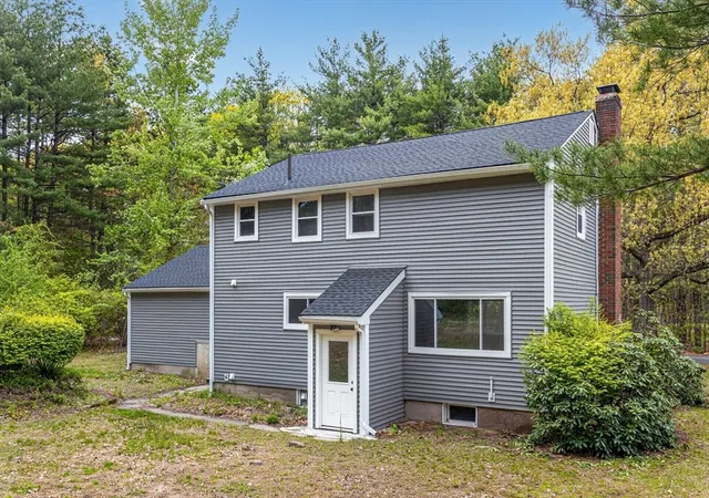 Homes for sale in Chelmsford, MA | 61 Jordan St, Chelmsford, MA 01863 | MLS# 73519086