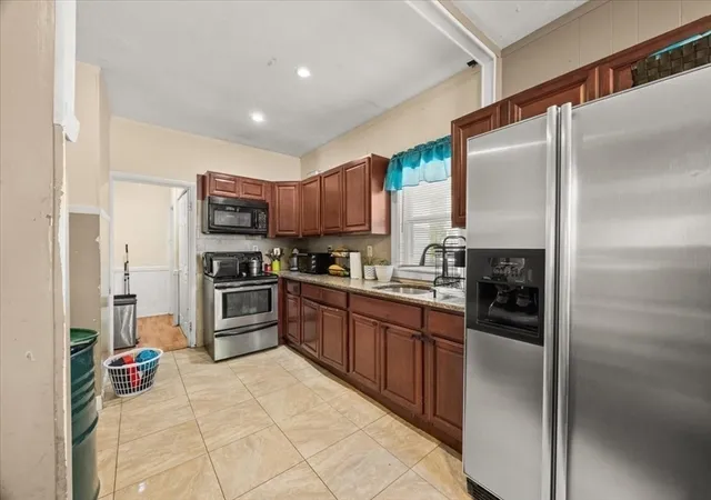 image of 11 Sisson St, Pawtucket, RI 02860 | MLS# 73558909
