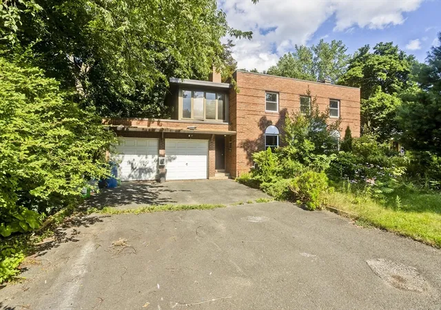 40th image of 95 Craiwell Ave, West Springfield, MA 01104 | MLS# 73566666