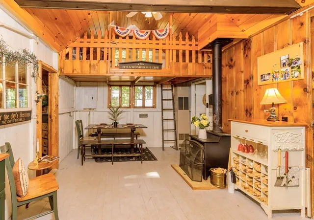 5th image of 12 King Rd, Phillipston, MA 01331 | MLS# 73555994