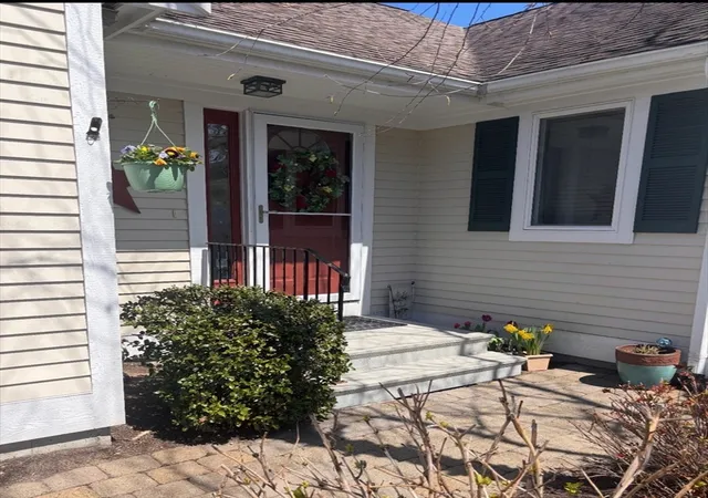 Homes for sale in Mashpee, MA | 18 Bonwood Dr #402, Mashpee, MA 02649 | MLS# 73543948