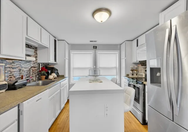 4th image of 674 Montello St, Brockton, MA 02301 | MLS# 73510704