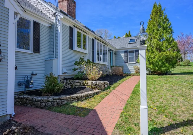 2nd image of 61 Linda Ln, Hyannis, MA 02601 | MLS# 73510882