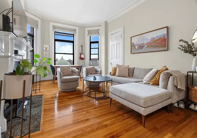 1st image of Copley Condominium, Boston, MA 02116