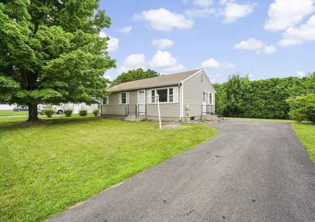 2nd image of 31 Kellogg Ave, Feeding Hills, MA 01030 | MLS# 73550927