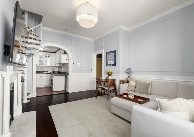 Homes for sale in Boston, MA | 263 Commonwealth Ave, Boston, MA 02116