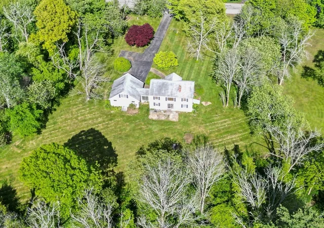 3rd image of 10 Way To The River Rd, West Newbury, MA 01985 | MLS# 73528309