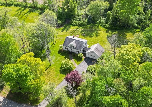 4th image of 10 Way To The River Rd, West Newbury, MA 01985 | MLS# 73528309