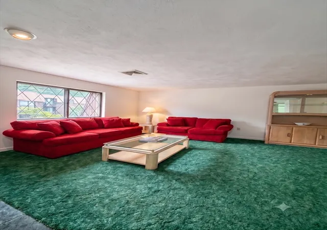 3rd image of 5 Thomas St, Saugus, MA 01906