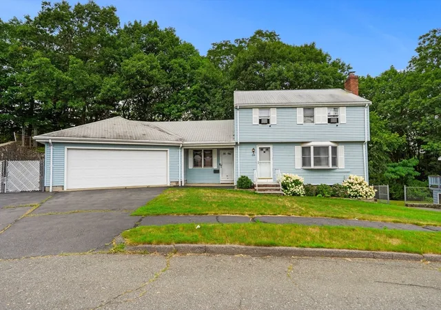 1st image of 64 Spring View Dr, Lynn, MA 01904 | MLS# 73553965