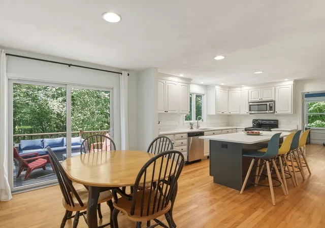 Homes for sale in Wilmington, MA | 448 Middlesex Ave, Wilmington, MA 01887 | MLS# 73537757