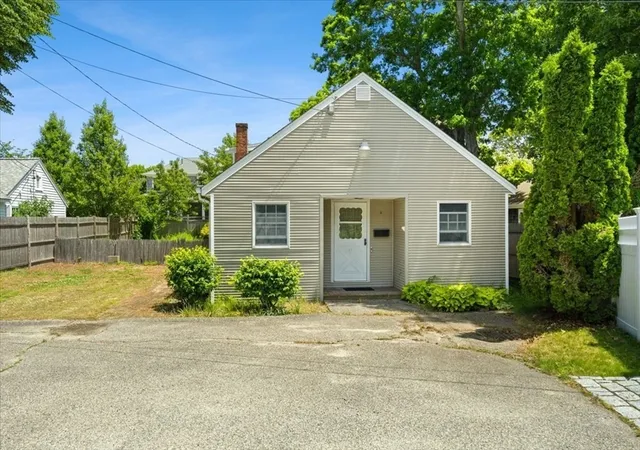 Photo 3 of Single family home for sale at 47 Little Rock Ave, Falmouth, MA 02540 | MLS# 73541413 | Listing updated on 2026-08-12