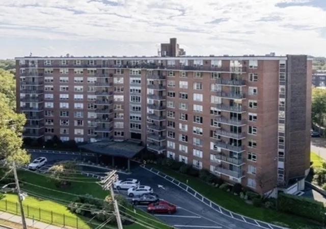 2nd image of 280 Boylston #213, Chestnut Hill, MA 02467 | MLS# 73564944