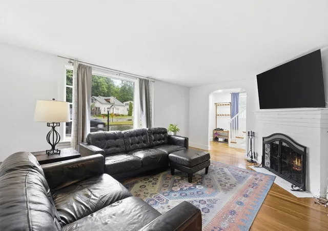 4th image of 78 Range Ave, Lynn, MA 01904 | MLS# 73546849