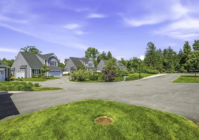 Homes for sale in Southborough, MA | 7 Cain Cir #7, Southborough, MA 01772 | MLS# 73530047